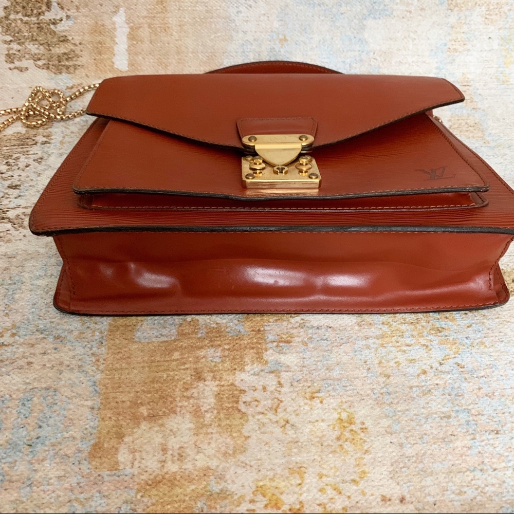 Authentic Louis Vuitton Epi Monceau Handbag - Picture 9 of 15